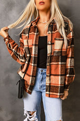 Karierte Jacke mit Taschen und Knöpfen
