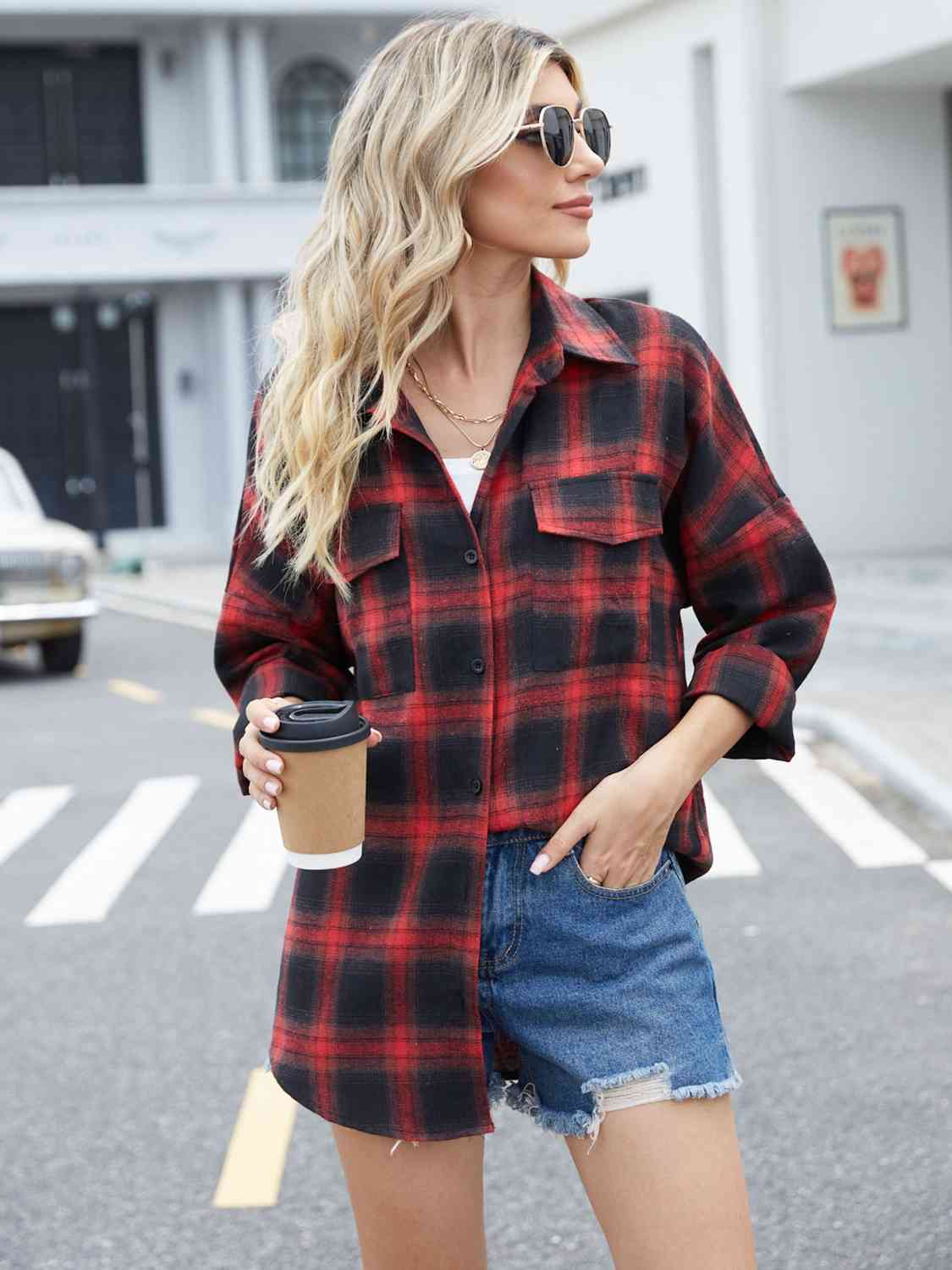 Karierte Button-Down-Jacke mit Kragen