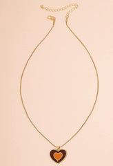 Gradient Heart-shaped Pendant Necklace