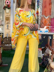 Trendy Tropics: Conjunto de dos piezas para verano, atrevido y brillante