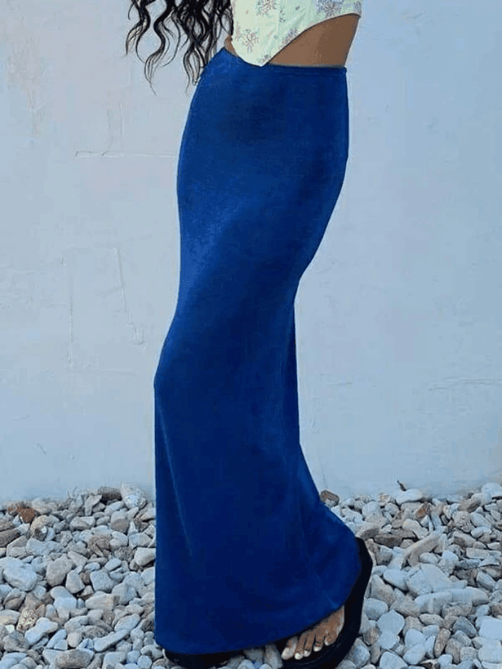 Stretchy Y2K Maxi Skirt - HouseofHalley