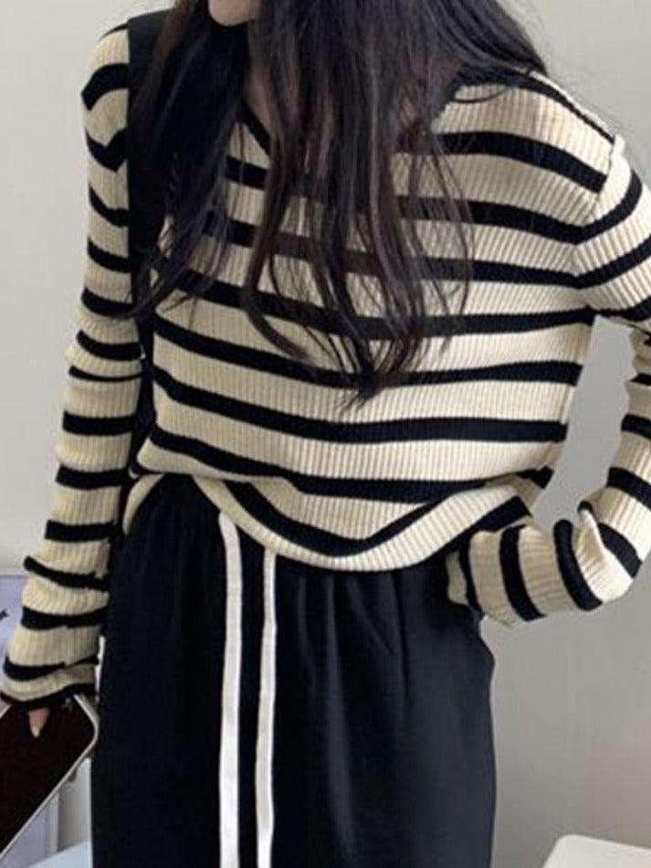 V Neck Stripe Long Sleeve Knit - HouseofHalley