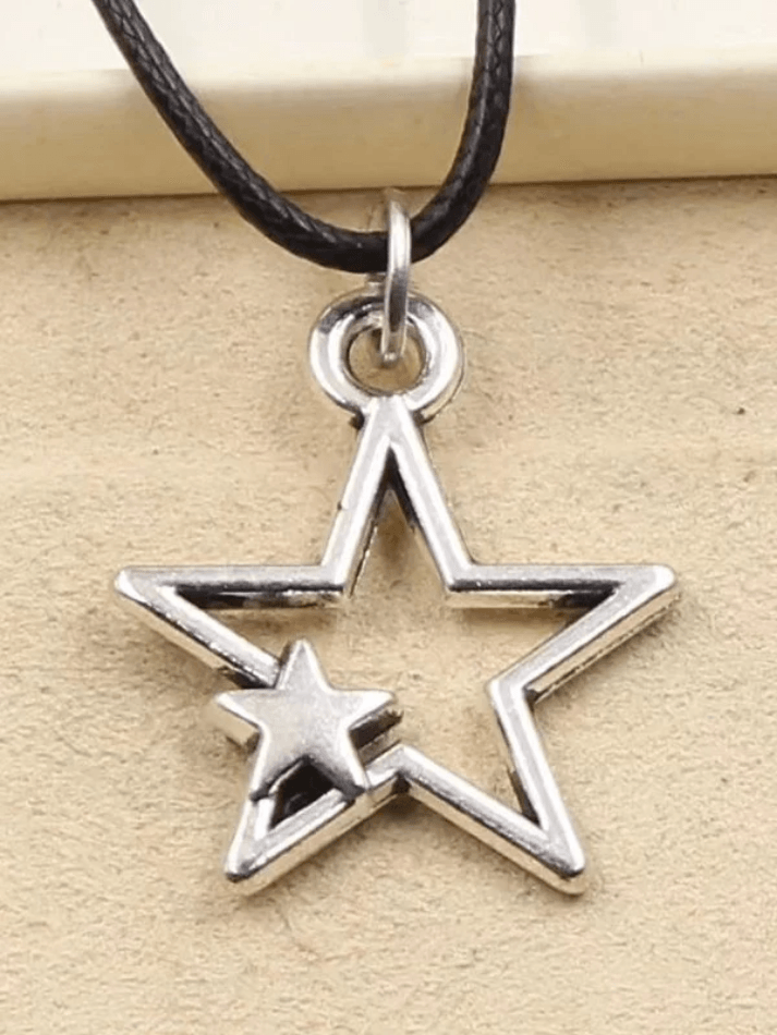 Vintage Hollow Out Star Charm Necklace - HouseofHalley