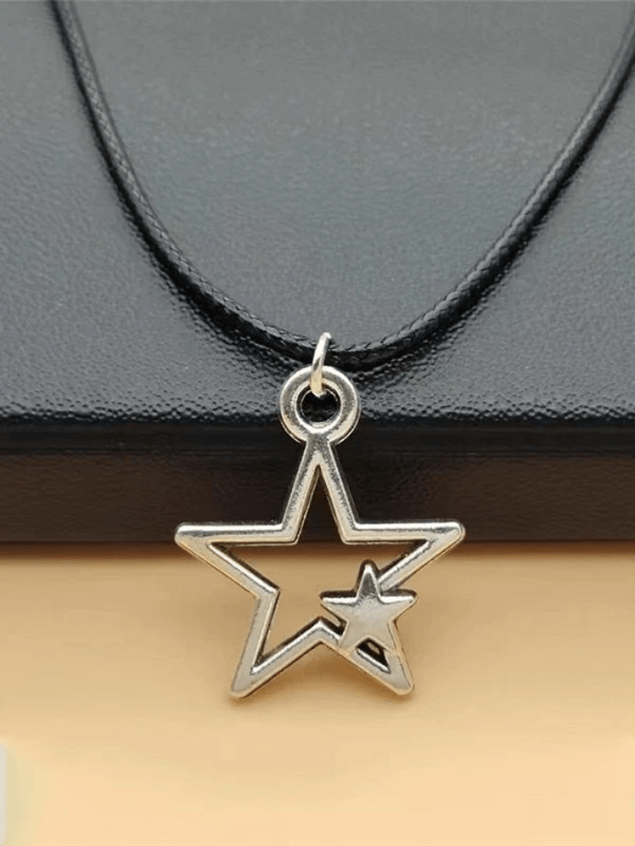 Vintage Hollow Out Star Charm Necklace - HouseofHalley