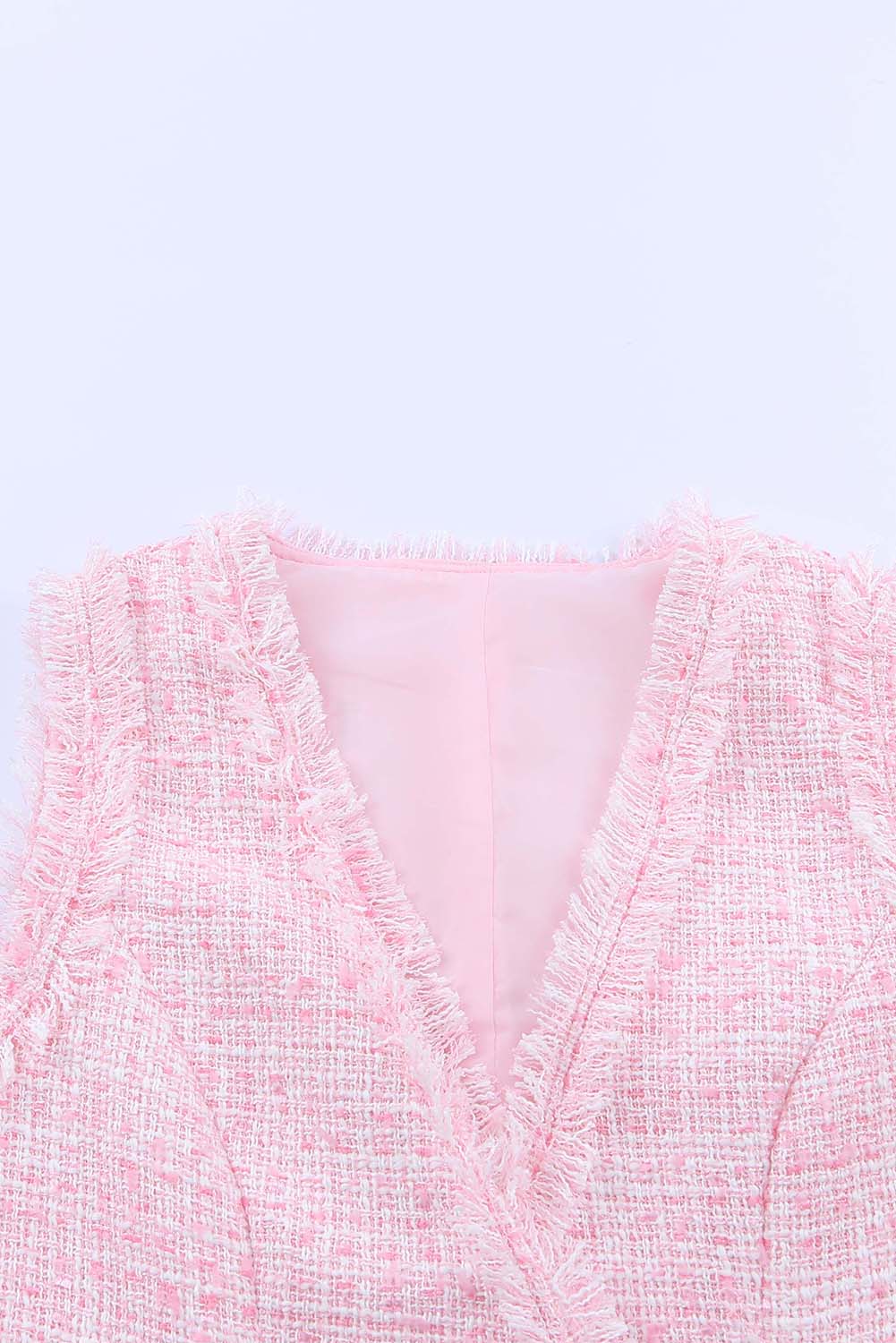 Vestido de tweed cruzado con borde deshilachado en color rosa