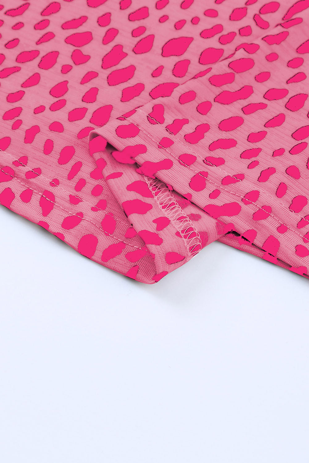 Camiseta sin mangas con cuello redondo y estampado de leopardo rosa