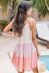 Minivestido sin mangas con cordones, borlas y bloques de color rosa