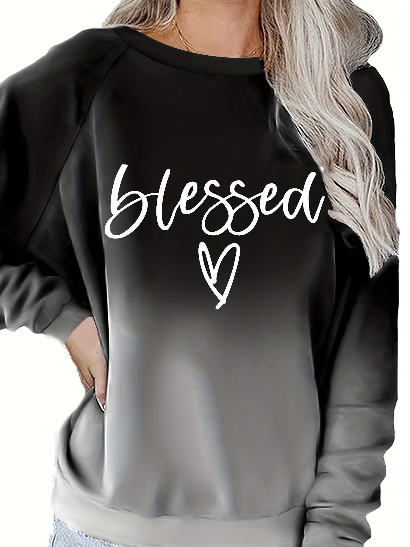 Plus Size Casual Sweatshirt, Women's Plus Ombre & Letter & Heart Print Raglan Sleeve Round Neck Slight Stretch Pullover Sweatshirt