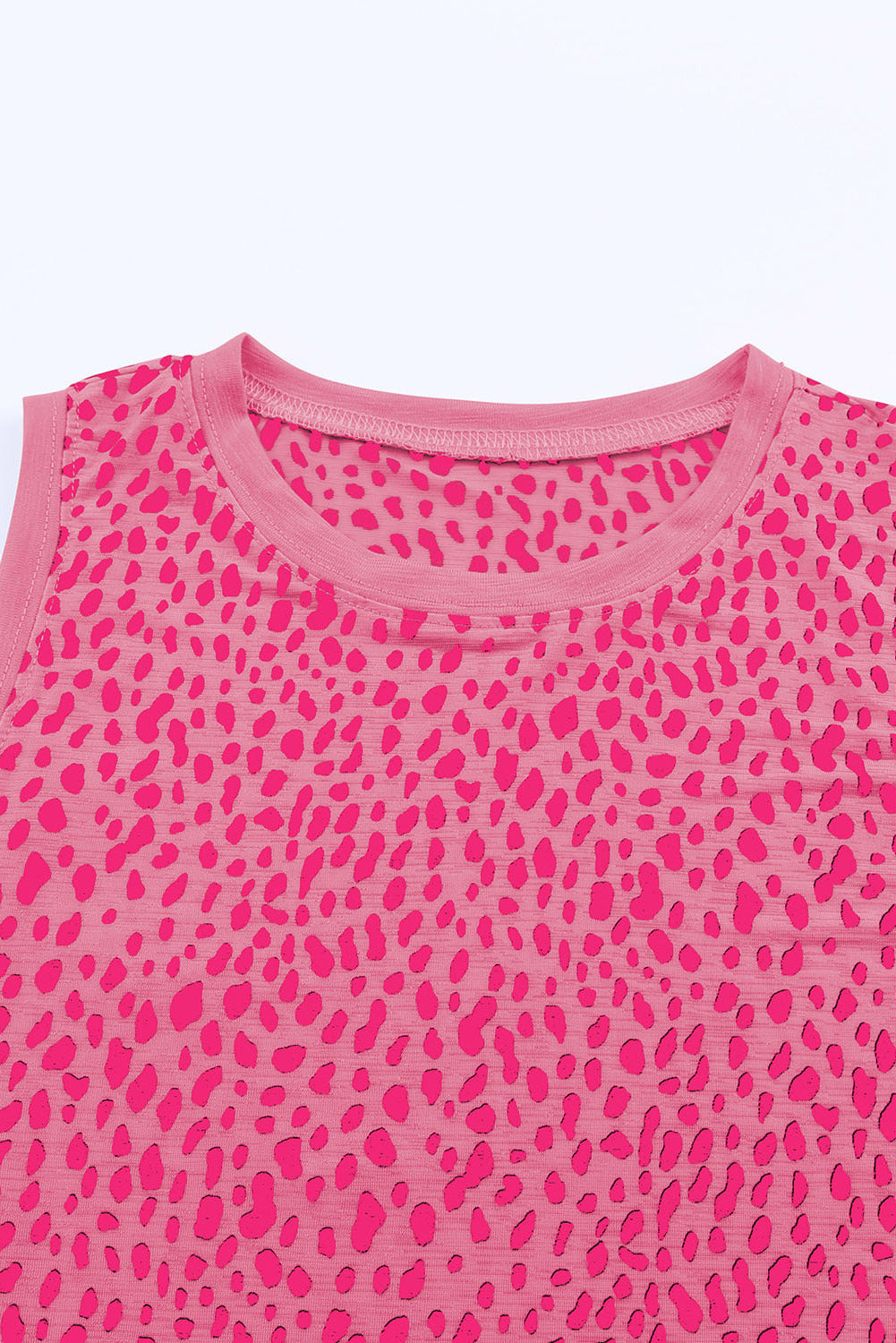 Camiseta sin mangas con cuello redondo y estampado de leopardo rosa