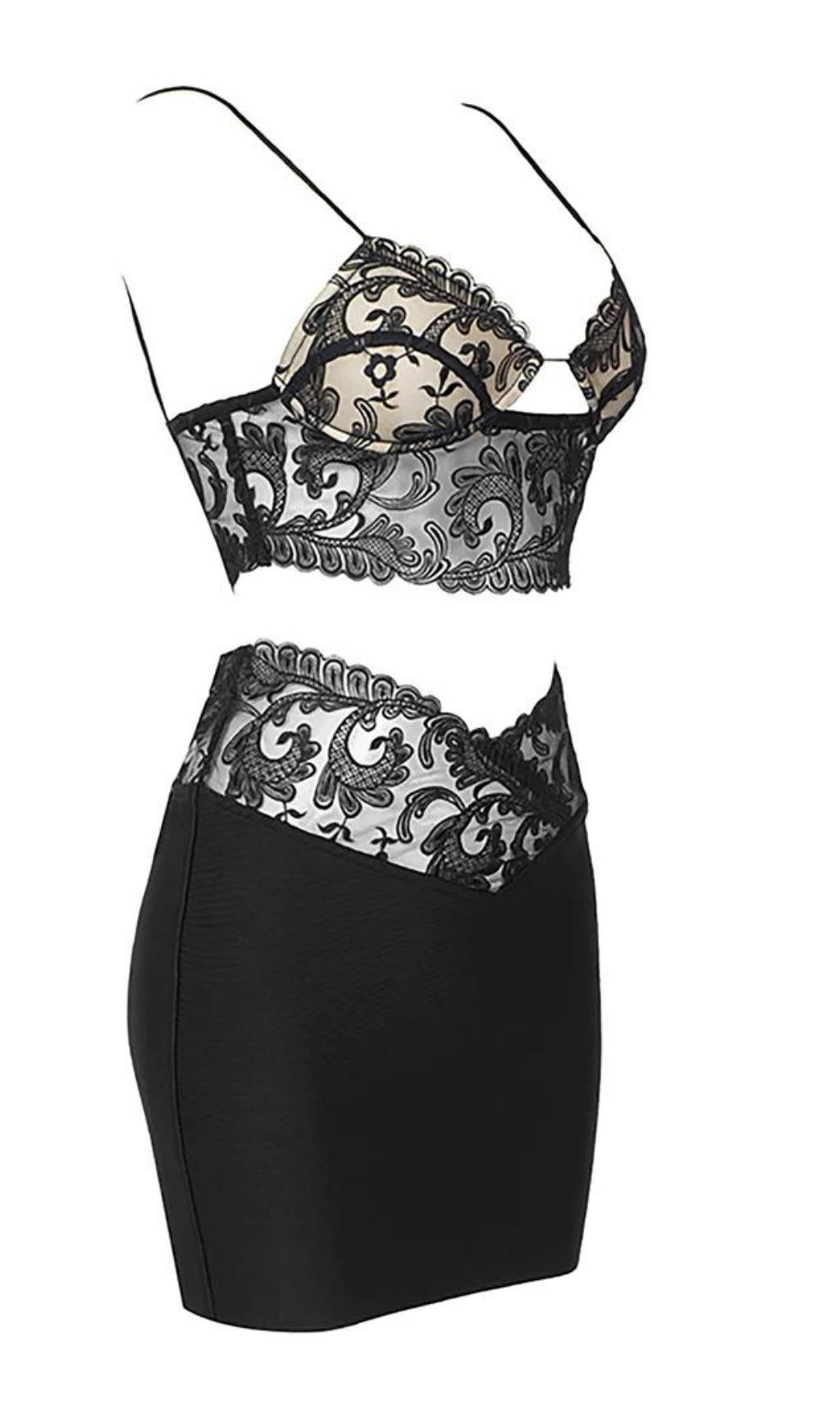 VESTIDO MINI DE DOS PIEZAS CON ENCAJE Y VESTIDO BANDAGE EN NEGRO
