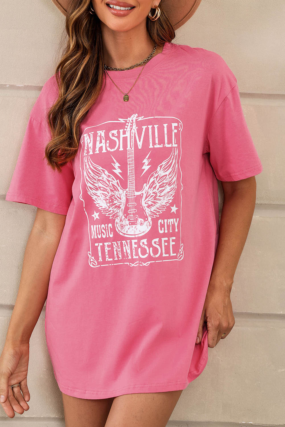 Camiseta extragrande con estampado gráfico de letras y eslogan de guitarra rosa