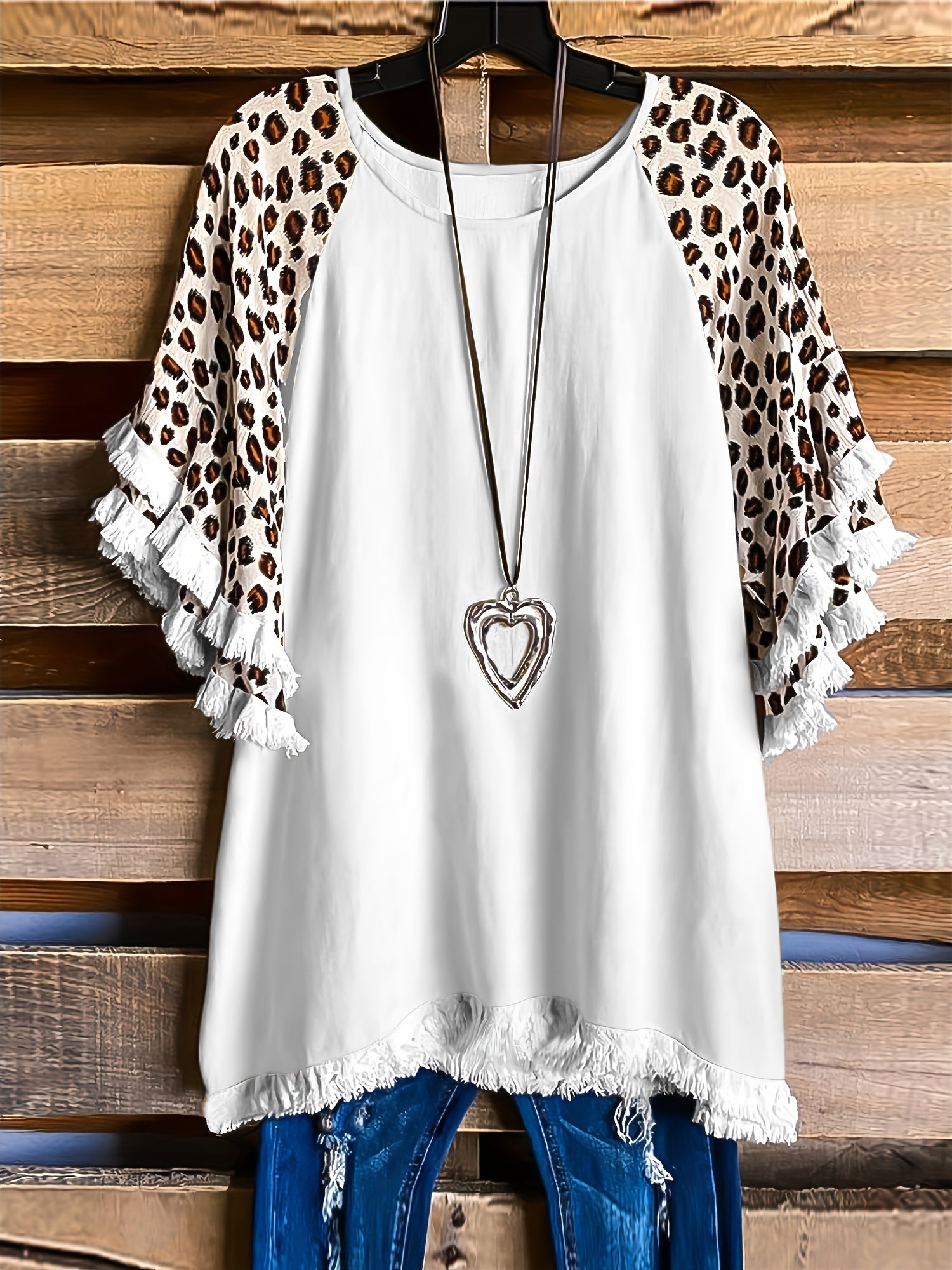 Plus Size Boho T-shirt, Women's Plus Colorblock Leopard Print Tassel Trim Round Neck Tee