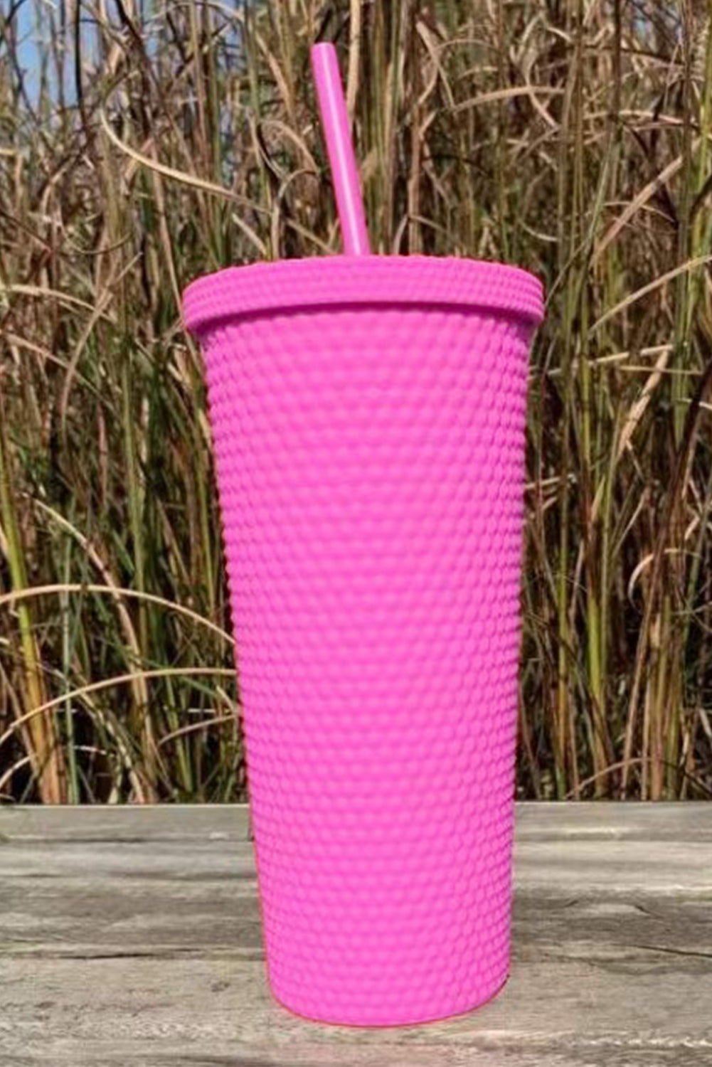 Vaso de plástico mate reutilizable de color rosa