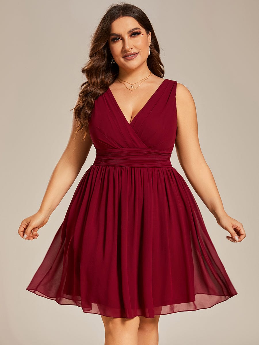 Plus Size Chiffon Sleeveless V Neck Short Bridesmaid Dress