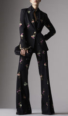 CHAQUETA DE TRAJE CON ESTAMPADO FLORAL EN NEGRO