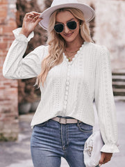 Stylish Stitching Lace V-Neck Long Sleeve T-Shirt