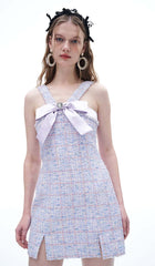 Minikleid aus Tweed mit Strass-Fliege in Lila