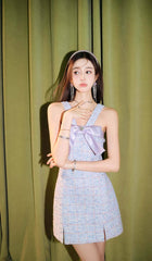 Minikleid aus Tweed mit Strass-Fliege in Lila