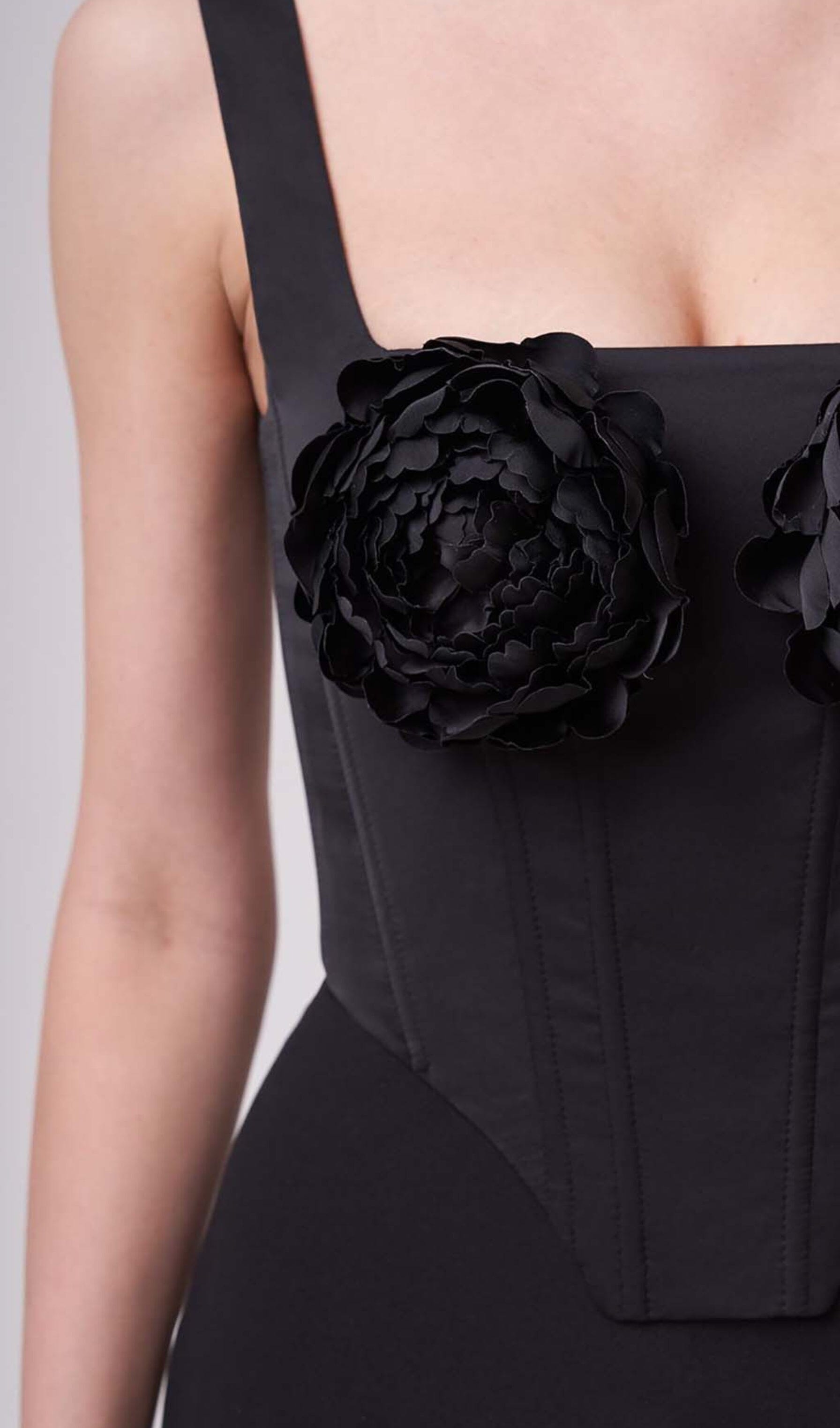 ROSES EMBELISHED CORSET TWO PIECES SET