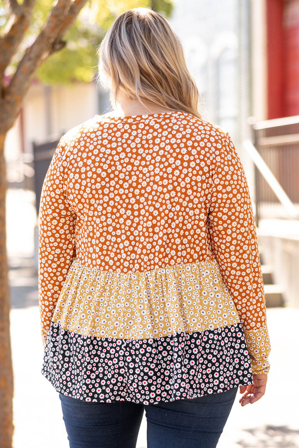 Orange Plus Size Colorblock Blooming Daisy Long Sleeve Flowy Top