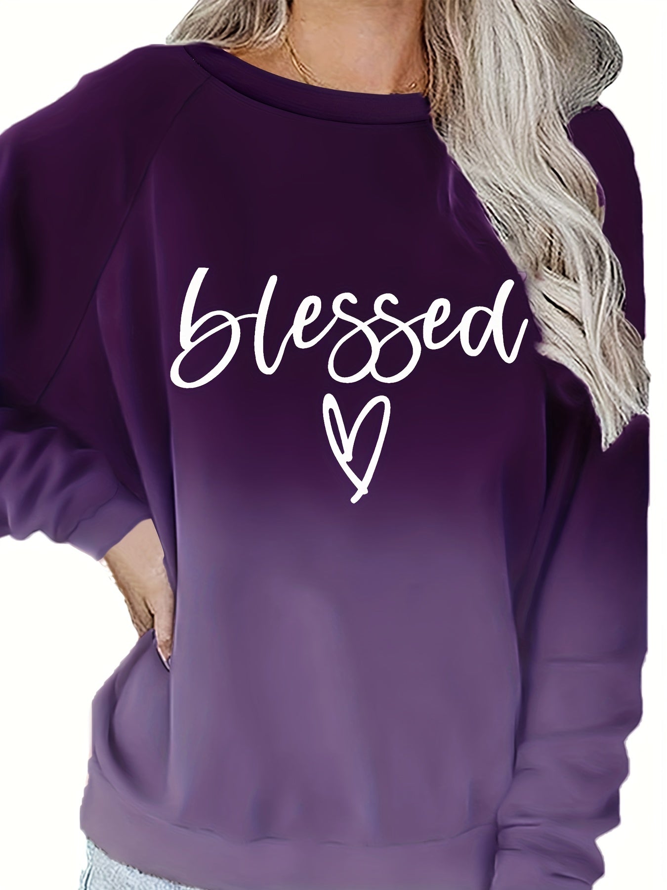 Plus Size Casual Sweatshirt, Women's Plus Ombre & Letter & Heart Print Raglan Sleeve Round Neck Slight Stretch Pullover Sweatshirt