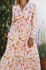 Rosa Maxikleid mit Blumenmuster und Patchwork-Ausschnitt auf der Rückseite