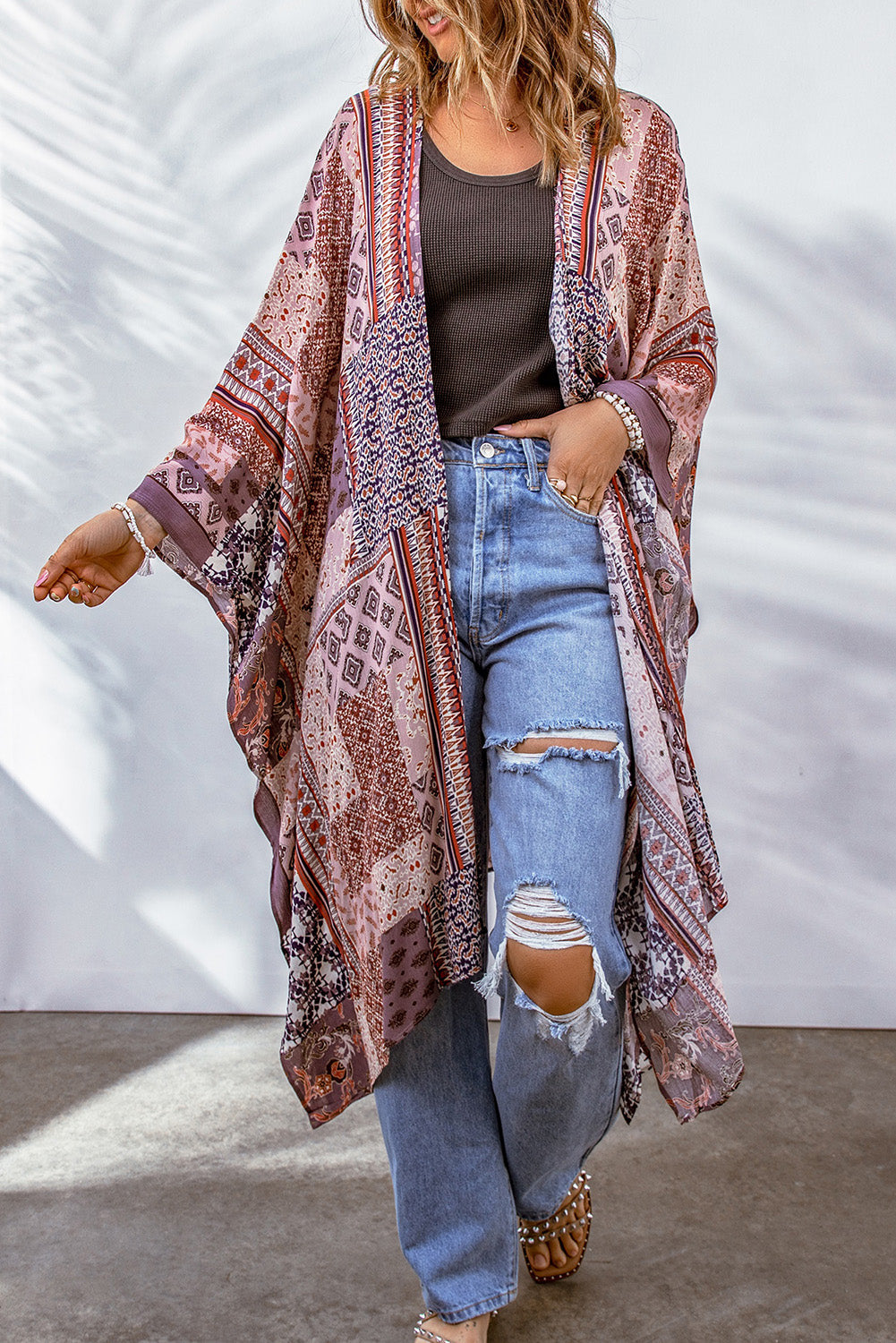 Kimono abierto con estampado geométrico rosa