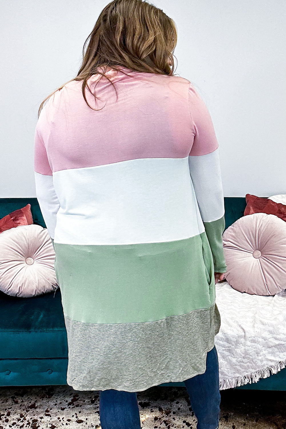 Rosa Strickjacke mit offener Vorderseite und Farbblockdesign in Übergröße